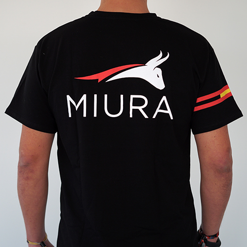 Camiseta negra MIURA